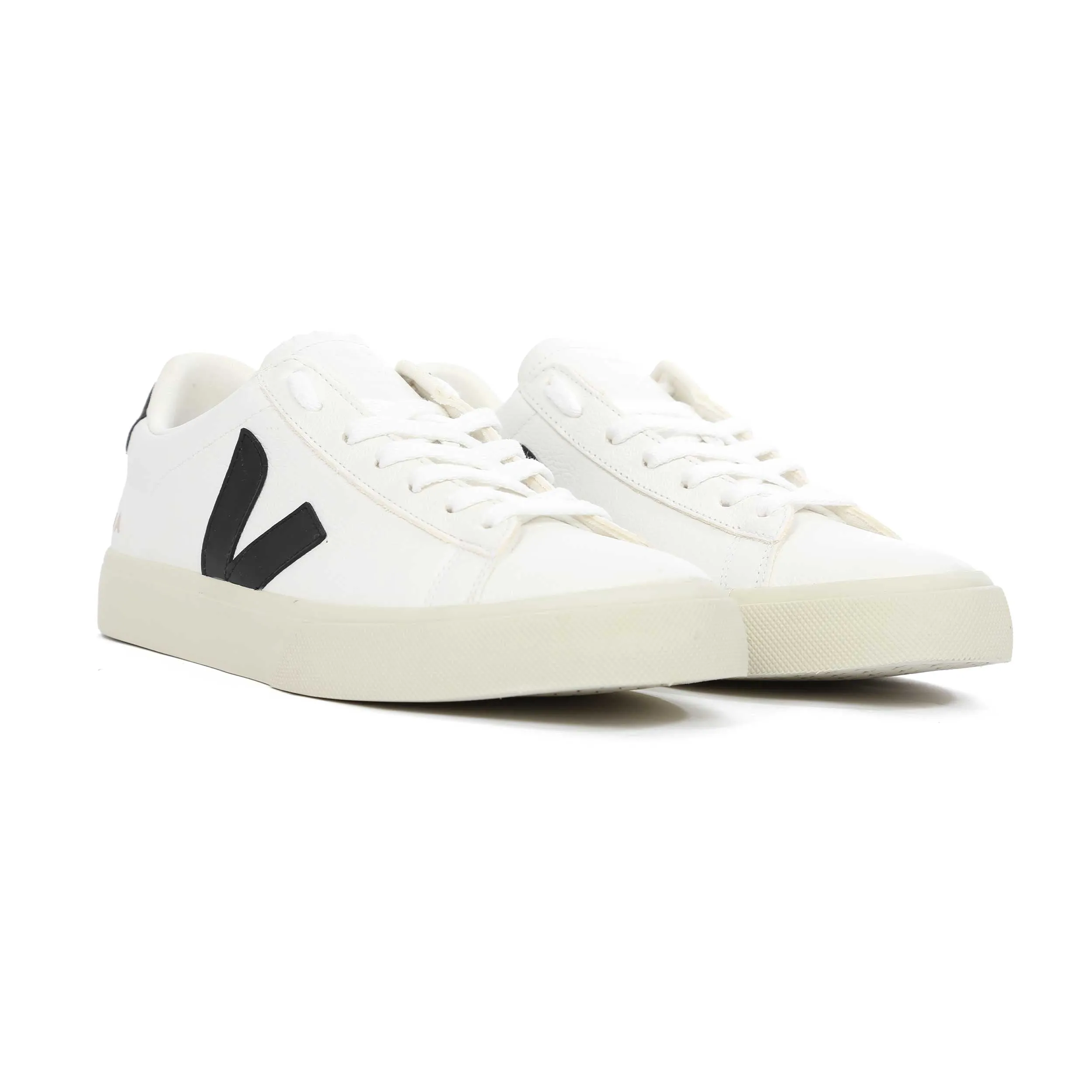 Veja Campo Trainer in Extra White & Black